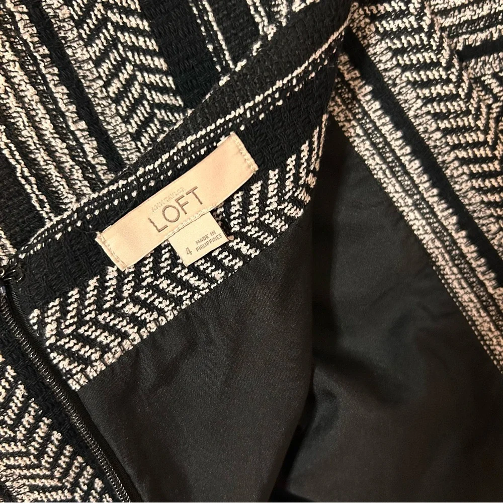 Ann Taylor LOFT Black and White Tweed Mini Skirt - Size 4 - Picture 6 of 10